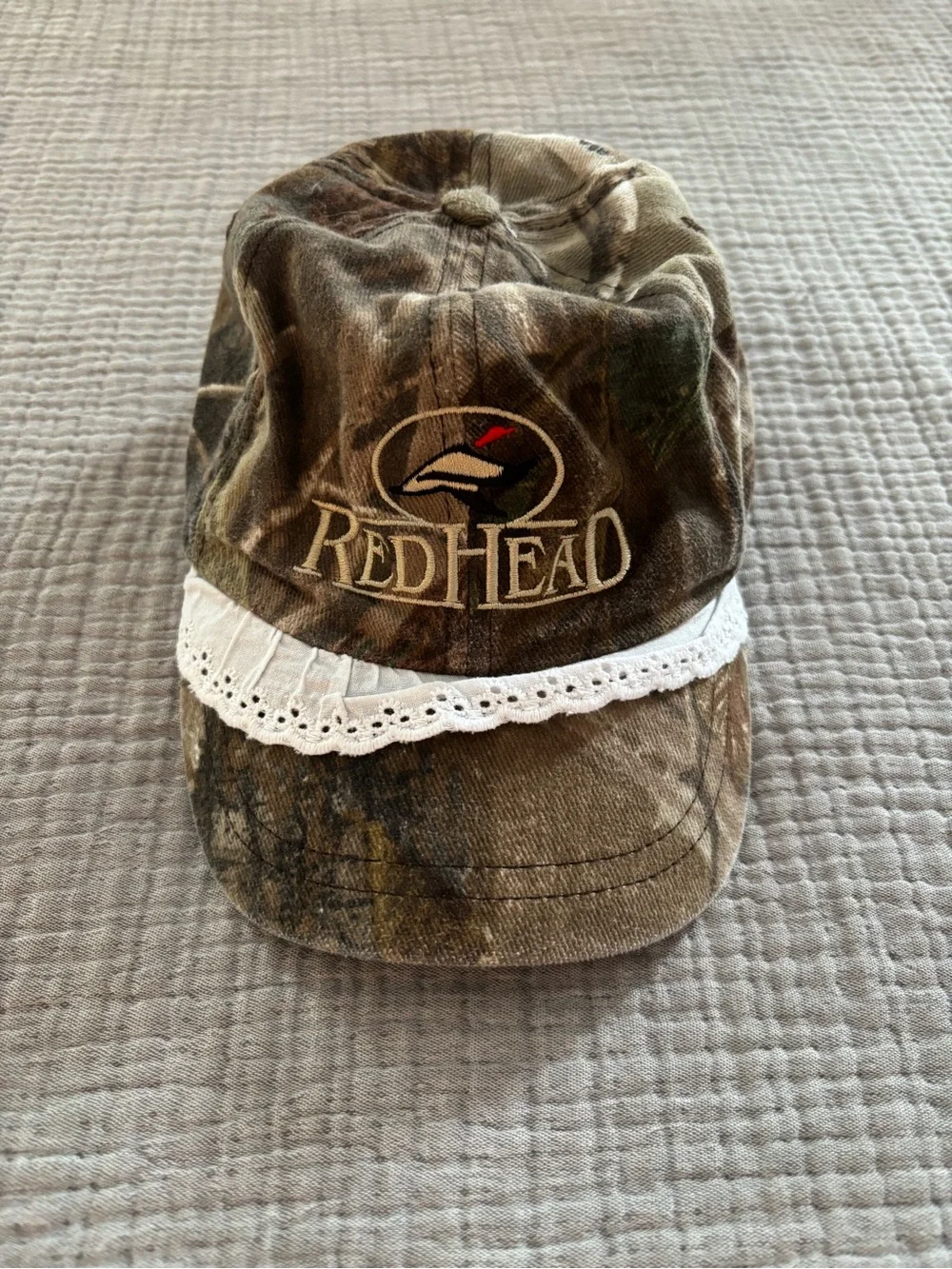 RedHead Kids’ Camouflage Cap with White Eyelet Trim